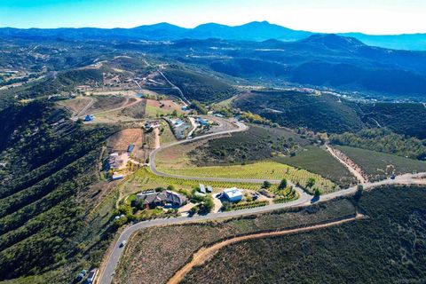 18408 Sweet Ln Ramona CA 92065