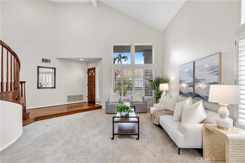 1706 Avenida Crescenta