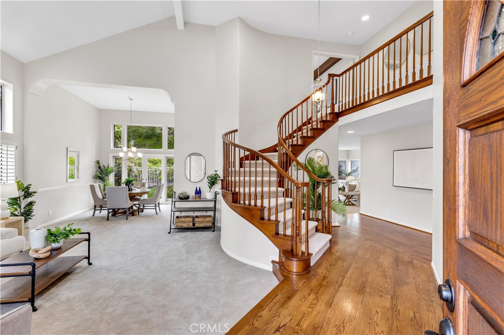 1706 Avenida Crescenta