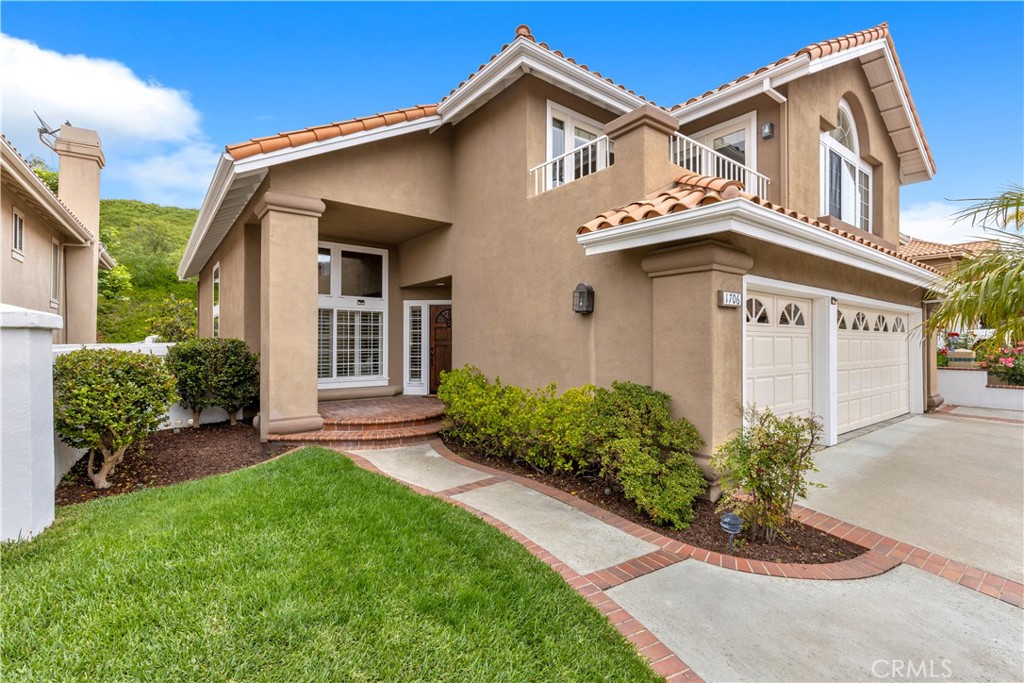 1706 Avenida Crescenta