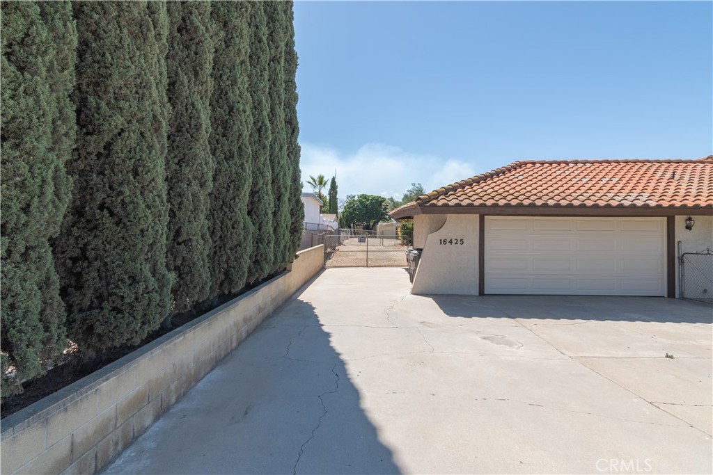 16425 Gardner