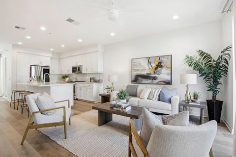 6140 Colt Place 103 Carlsbad CA 92009