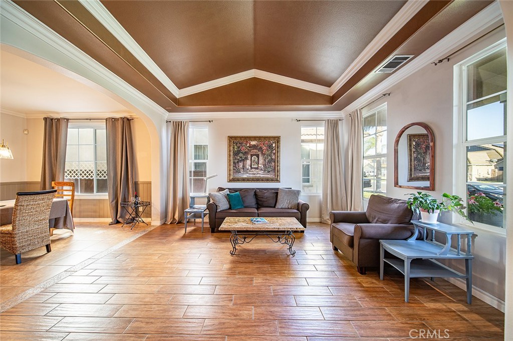 13762 Woodcrest Court