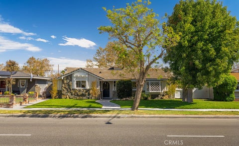 Photo of 3136 Palo Verde Avenue, Long Beach, CA 90808 (MLS # PW26225437)