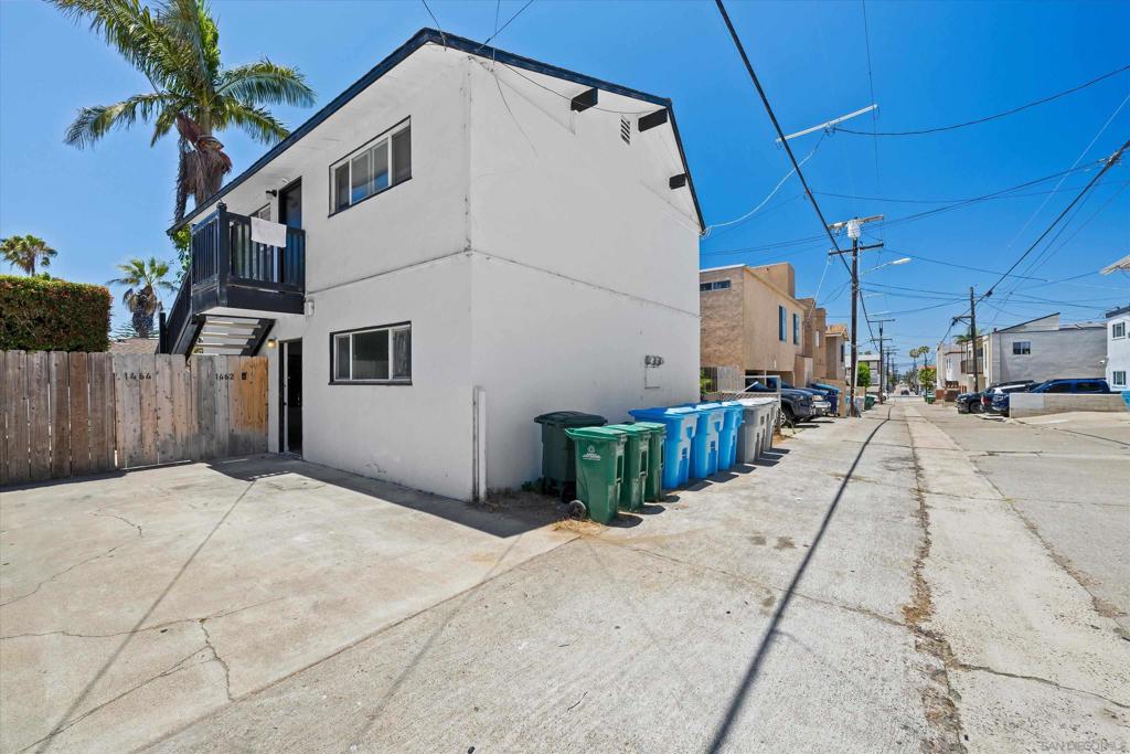 1460 64 Grand Ave
