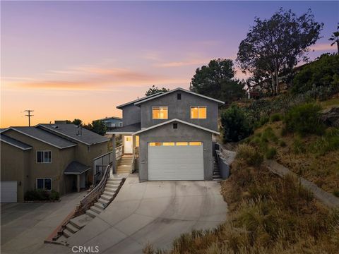 Photo of 1650 Paraiso Ave, Spring Valley, CA 91977 (MLS # SW26082647)