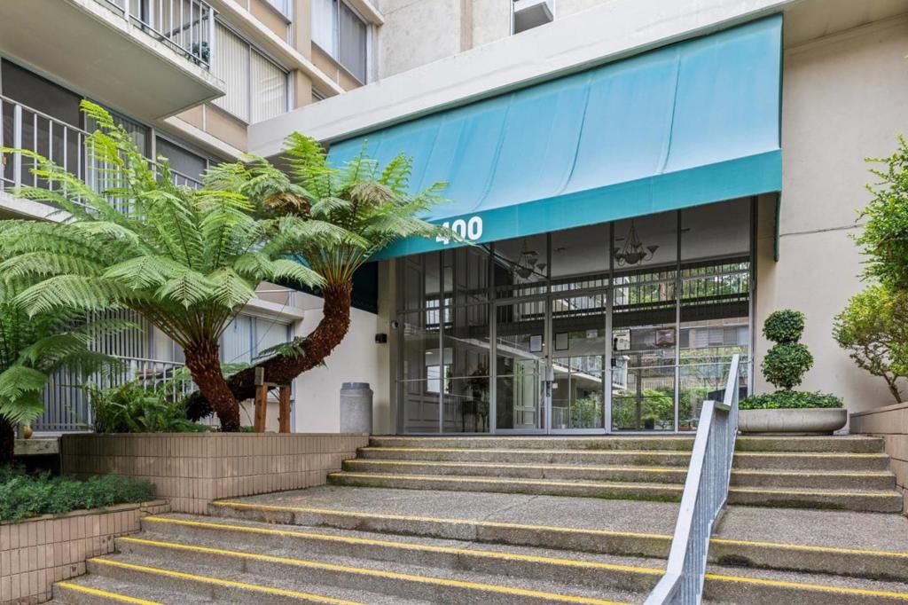 Photo of 400 Davey Glen Road #4623, Belmont, CA 94002 (MLS # ML82043359)