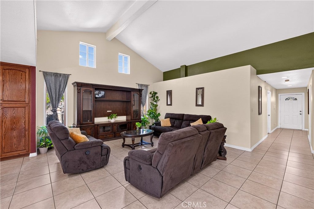 1015 W 5th