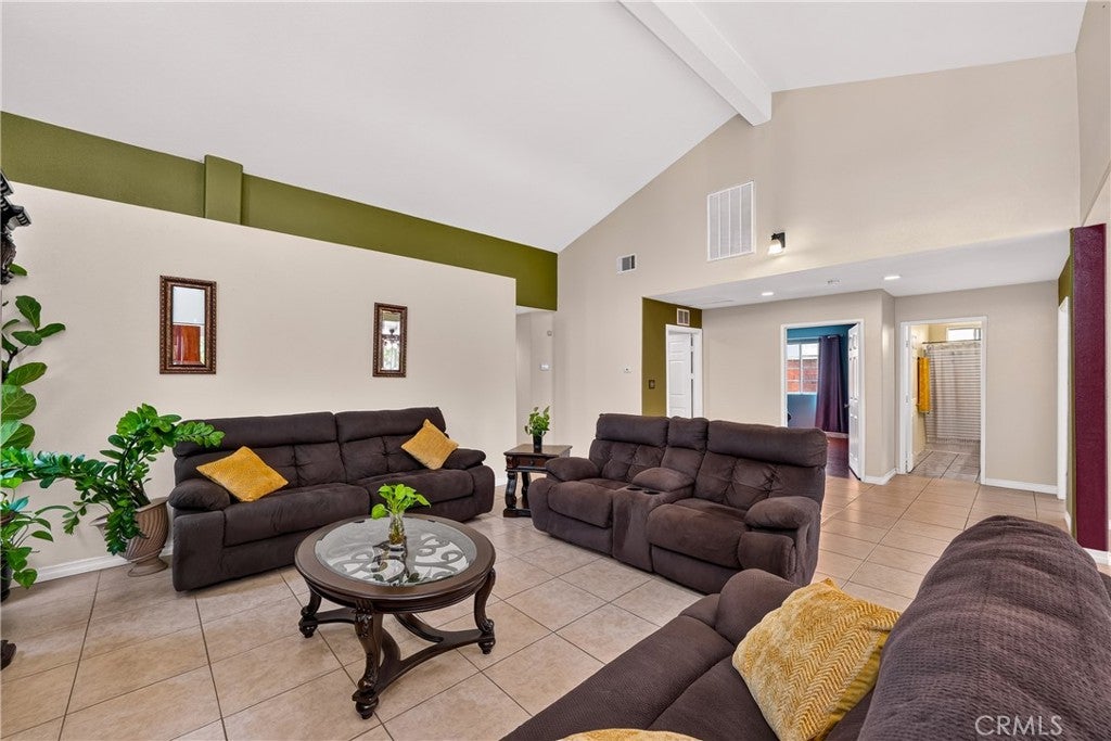 1015 W 5th