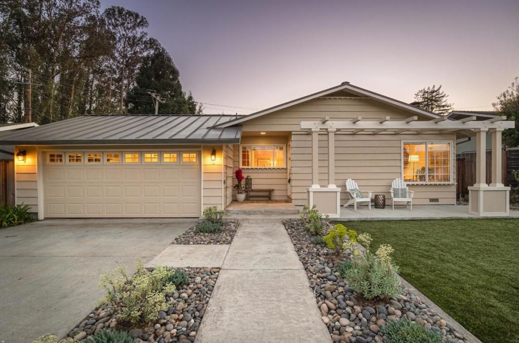 Photo of 105 Wesley Street, Capitola, CA 95010 (MLS # ML82039793)