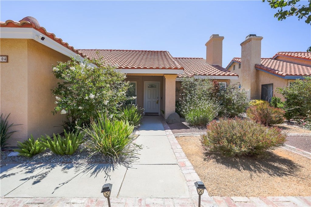 38104 Miramonte