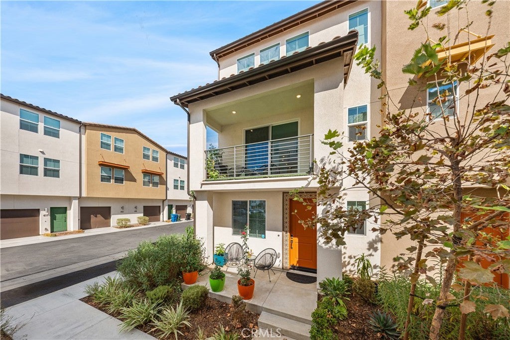667 Lemon Lane, Covina CA 91723