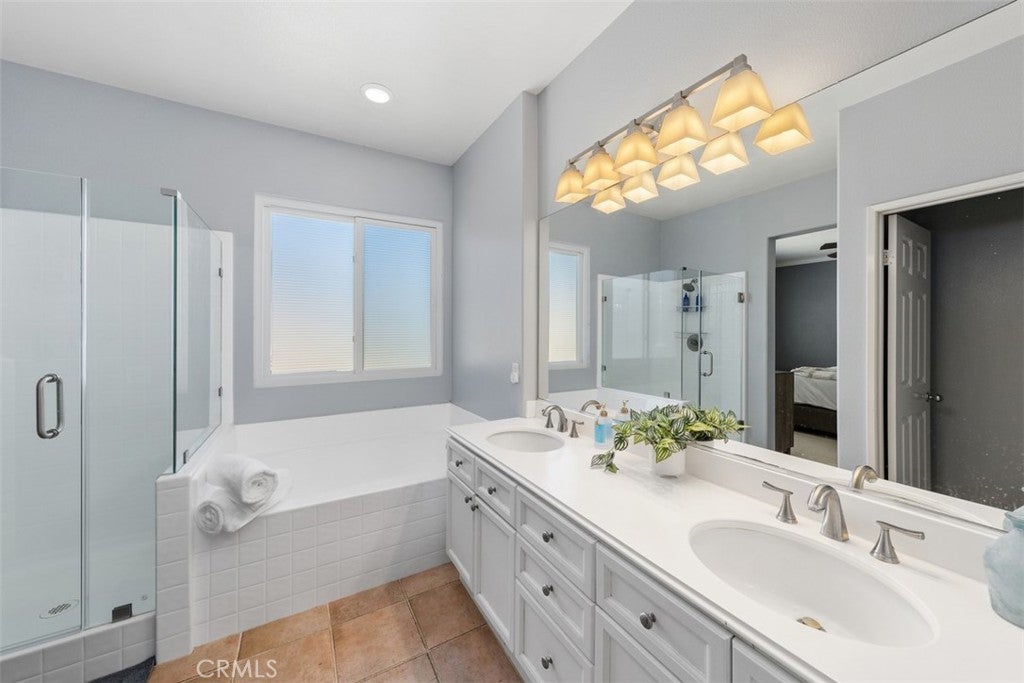 136 Woodcrest Lane, Aliso Viejo CA 92656 - Photo 17