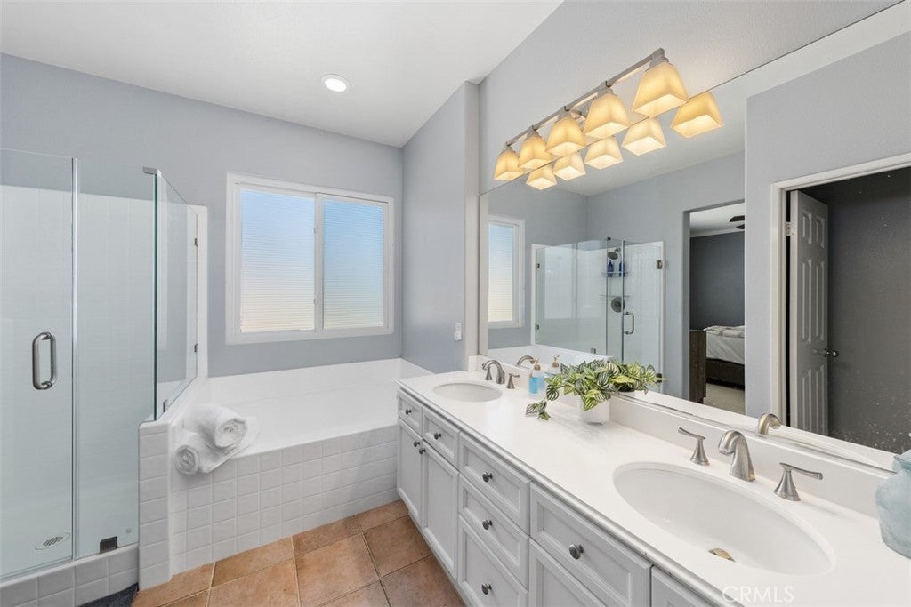 136 Woodcrest Lane, Aliso Viejo CA 92656 - Photo 17