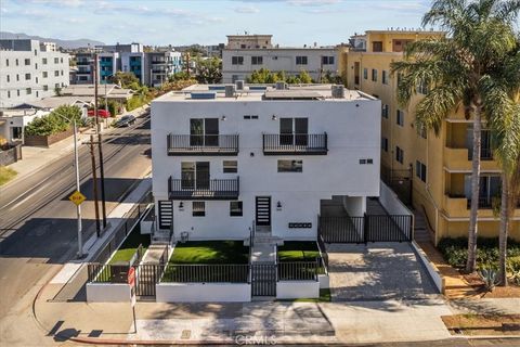 Photo of 858 N Hudson Avenue, West Hollywood, CA 90005 (MLS # BB26099098)