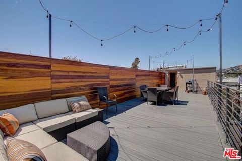 Photo of 7505 Hampton Avenue #16, West Hollywood, CA 90046 (MLS # 26674201)