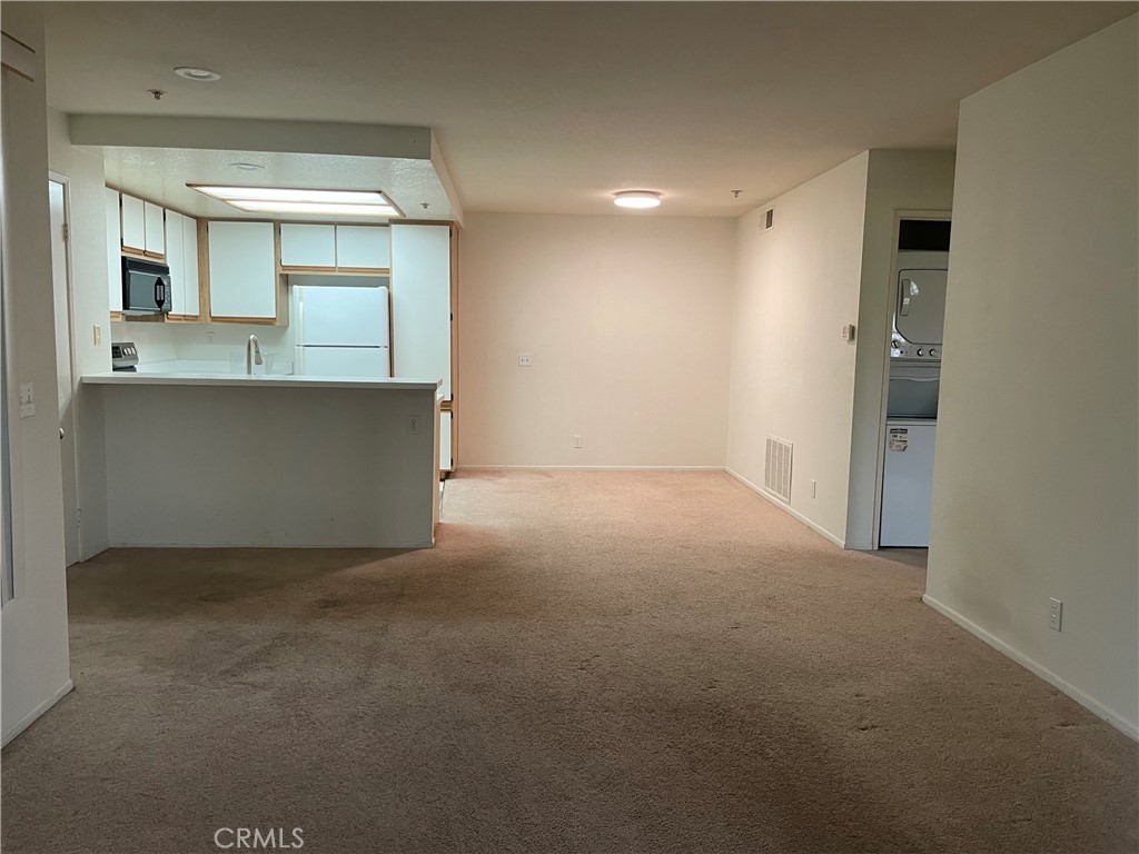 Mandevilla (MAND) - Residential Lease