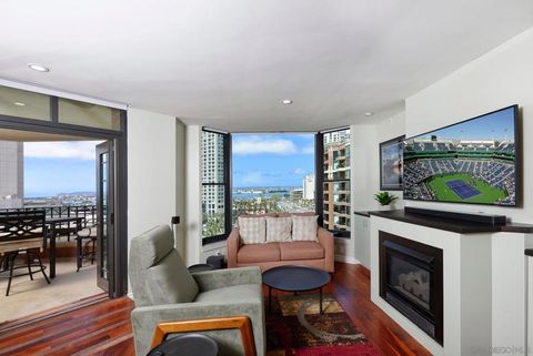 Photo of 500 W Harbor Dr Dr #1020, San Diego, CA 92101 (MLS # 250023201SD)