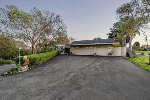 Tiny photo for 16 Hollins Drive Dr, Santa Cruz, CA 95060 (MLS # ML82037592)