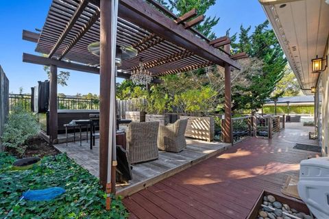 Tiny photo for 16 Hollins Drive Dr, Santa Cruz, CA 95060 (MLS # ML82037592)