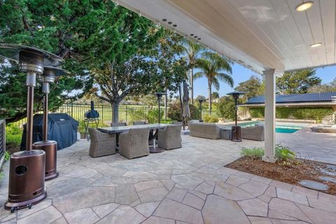 Tiny photo for 16 Hollins Drive Dr, Santa Cruz, CA 95060 (MLS # ML82037592)