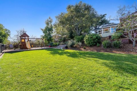 Tiny photo for 16 Hollins Drive Dr, Santa Cruz, CA 95060 (MLS # ML82037592)