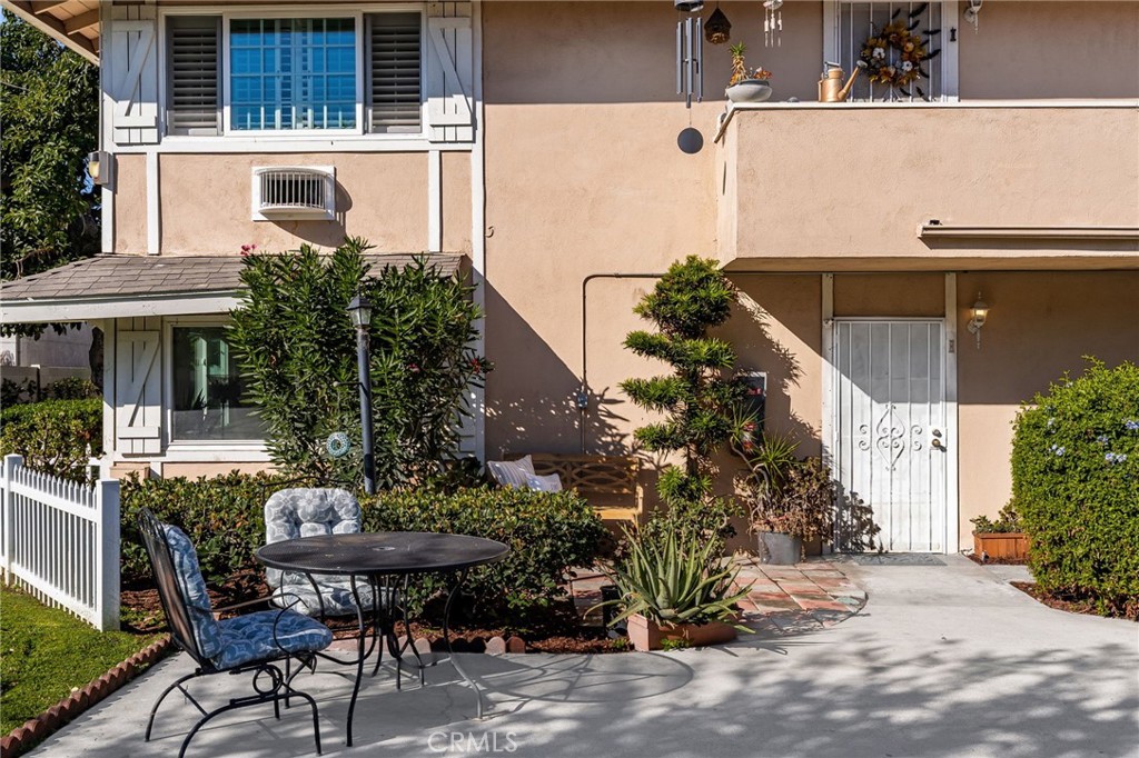 Avocado Manor (AVMR) - Residential