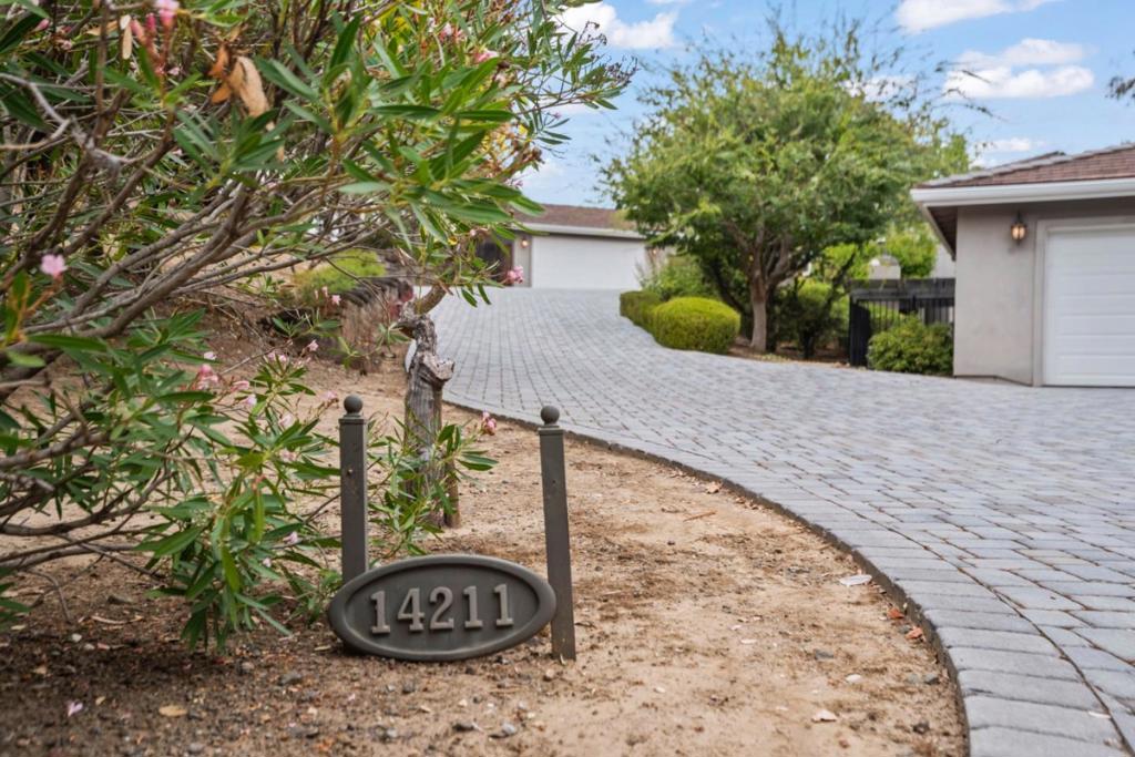 14211 Old Wood Road