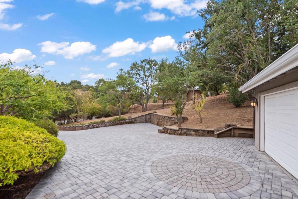 14211 Old Wood Road