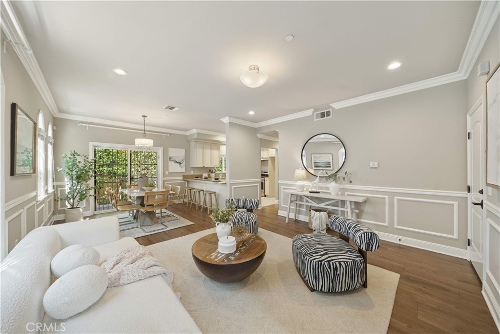 9913 Lower Azusa