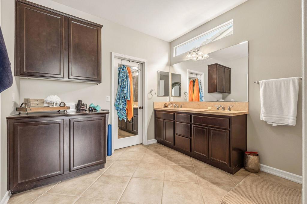 Trilogy - Residential Lease