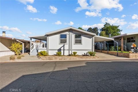 Photo of 31318 Lakehills Rd #8, Castaic, CA 91384 (MLS # SR25251566)