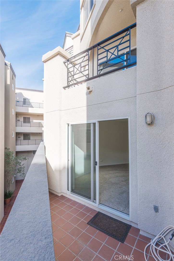 Pier Colony (PRCL) - Residential Lease