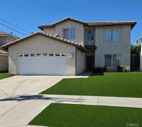Photo of 10627 Amestoy Street, Granada Hills, CA 91344 (MLS # SR26214807)