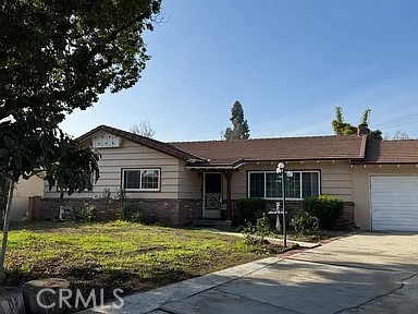 Beautiful home in quiet cul de sac in City of Arcadia. Home is in the Arcadia Unified School District. Located close to shopping and schools. Must see to appreciate.