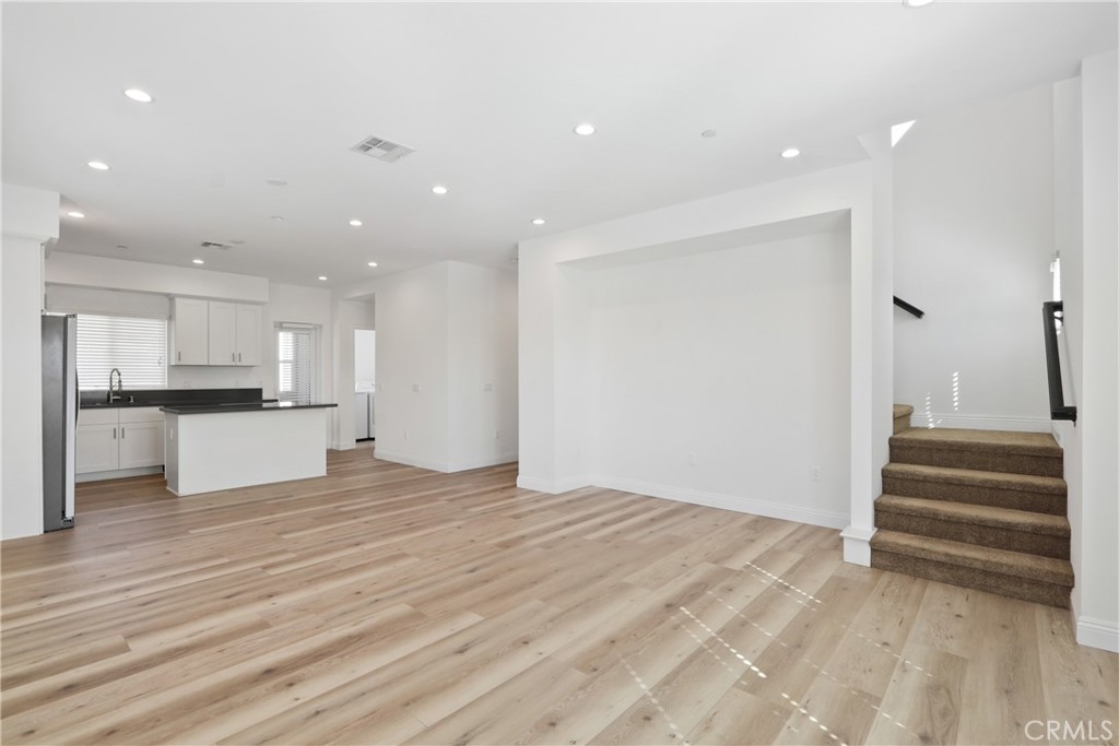 13266 Ramona Boulevard C