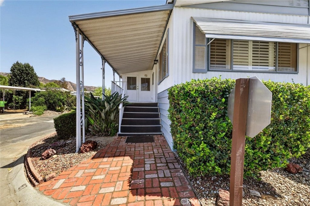 6480 Katherine Road 87