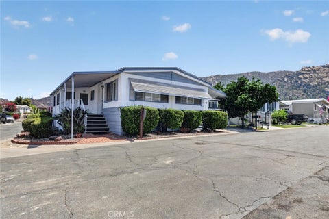 Photo of 6480 Katherine Road #87, Simi Valley, CA 93063 (MLS # SR26191406)