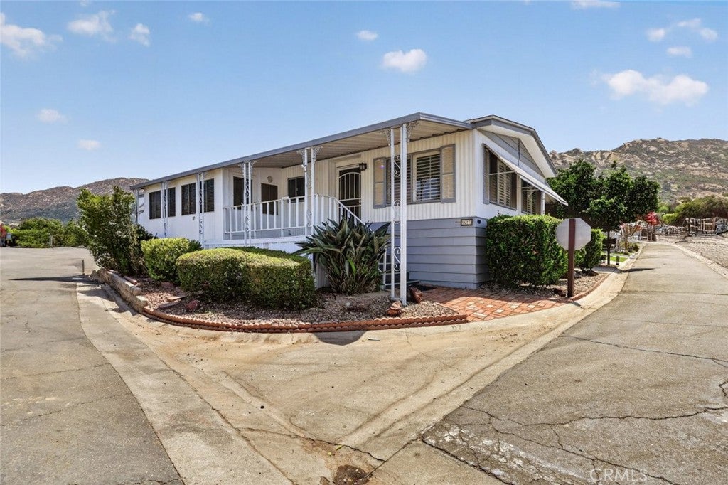 6480 Katherine Road 87