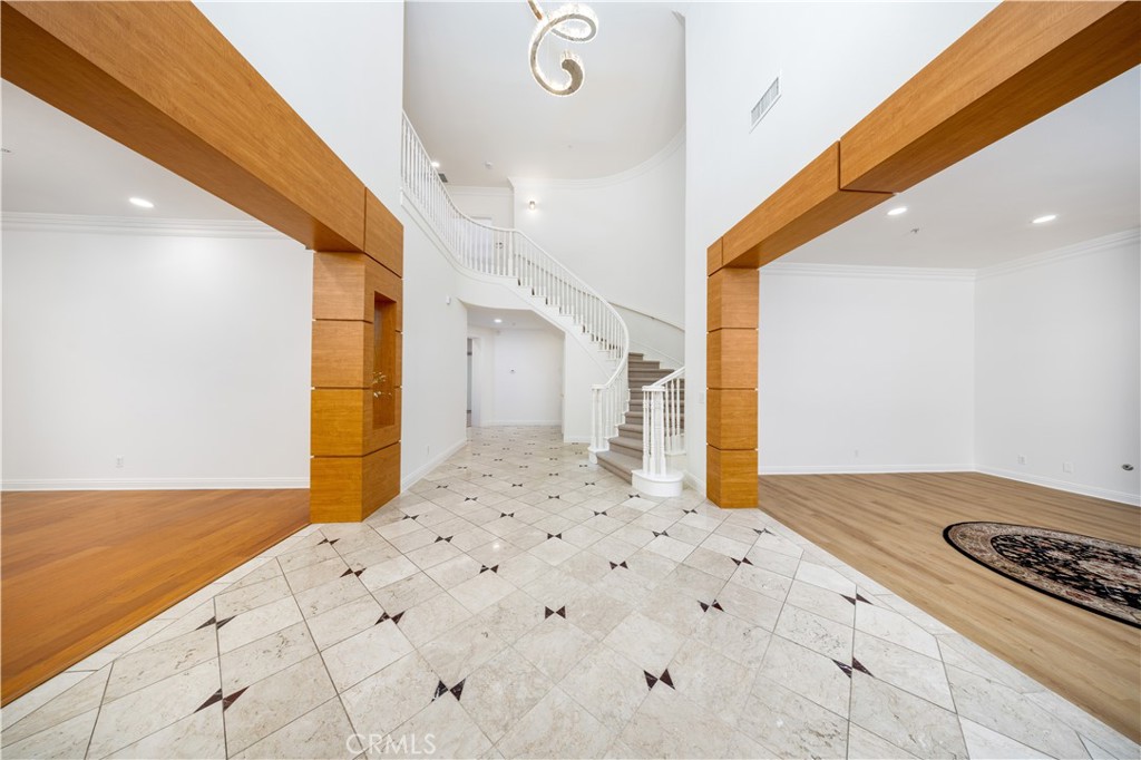 68 E Longden Avenue
