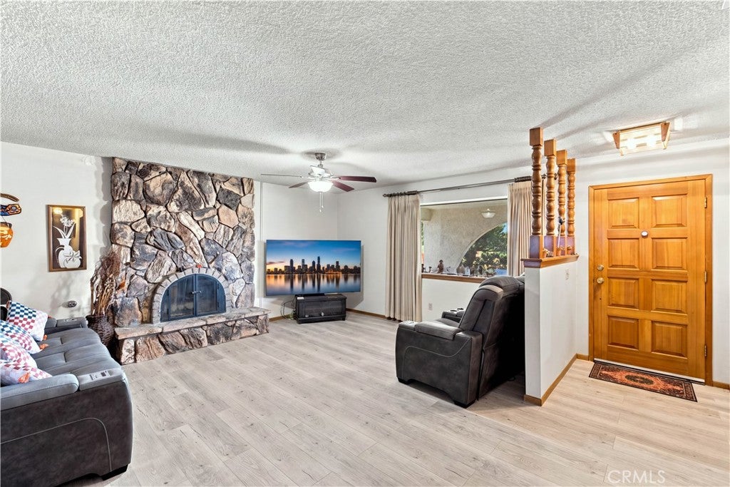 16226 Brookfield
