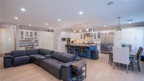 Photo of 1103 W Danton Dr, Glendora, CA 91741 (MLS # CV26079375)