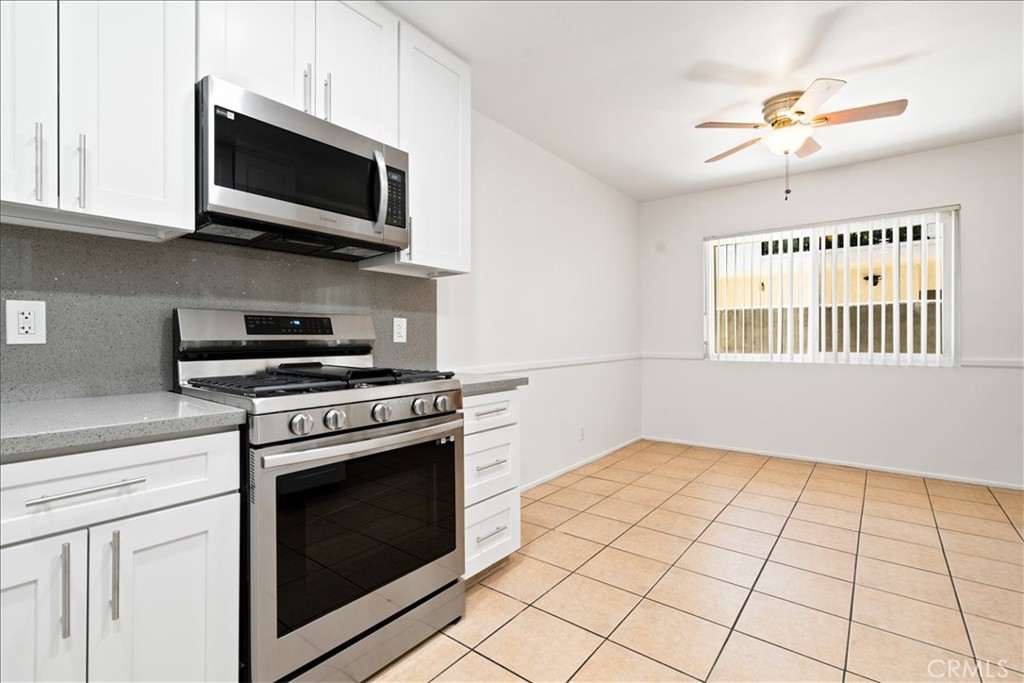 Welcome to this beautifully updated first-floor unit featuring 2 spacious bedrooms and 2 modern bathrooms, including a huge primary suite with a luxurious en-suite bath — complete with a separate glass-enclosed shower, double sinks, and plenty of storage.
Enjoy the ease of single-level living in a freshly renovated space, ideally located in the heart of Glendale. Just minutes from the Americana at Brand, top-rated restaurants, and a variety of shopping destinations. Commuters will love the easy access to the 134, 2, and 5 freeways, putting downtown LA just a short drive away.
Glendale is nestled at the base of scenic mountains, you're also surrounded by gorgeous hiking trails and outdoor escapes. This unit offers the perfect blend of urban convenience and natural beauty — an ideal home for anyone seeking comfort, and unbeatable location.