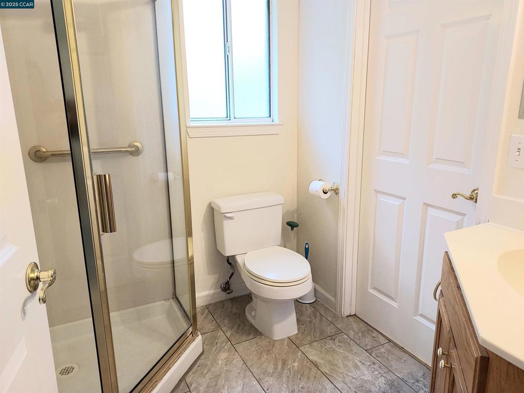 MUIR OAKS - Residential