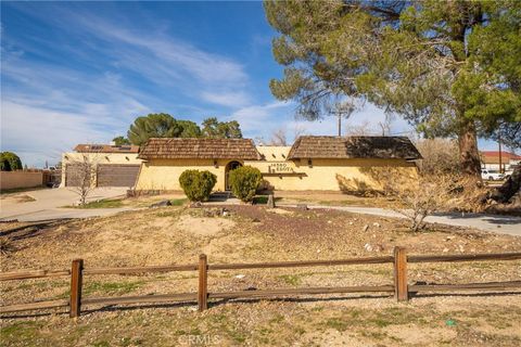 Photo of 14580 Keota Road, Apple Valley, CA 92307 (MLS # IV25278834)