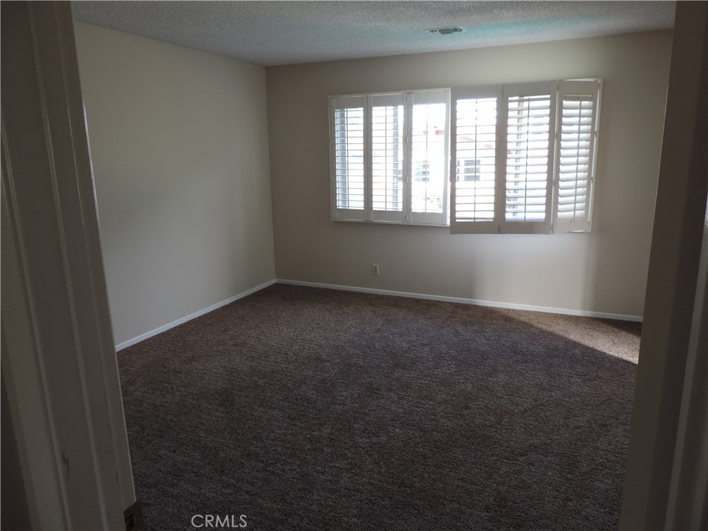 1451 N Shaffer Street