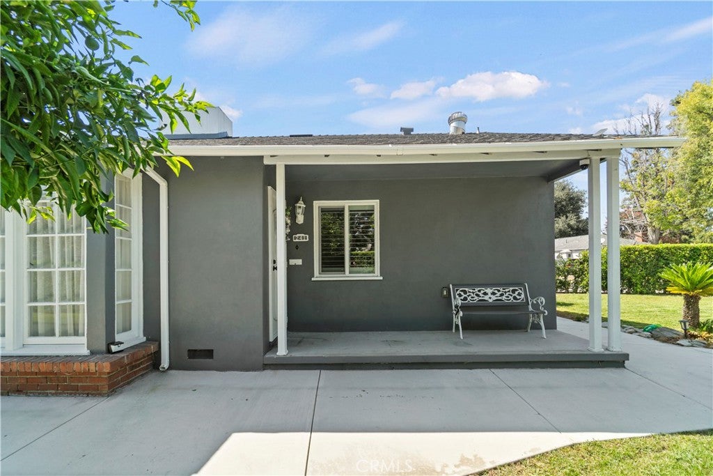 241 N San Marino