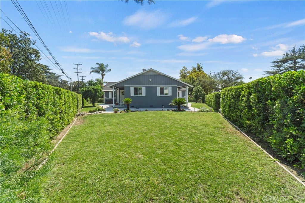 241 N San Marino