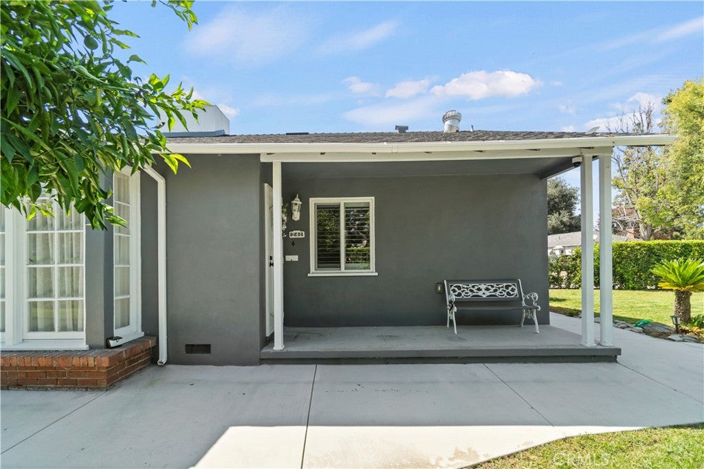 241 N San Marino
