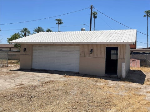 Photo of 197 N Date Road, Blythe, CA 92225 (MLS # PW26115286)